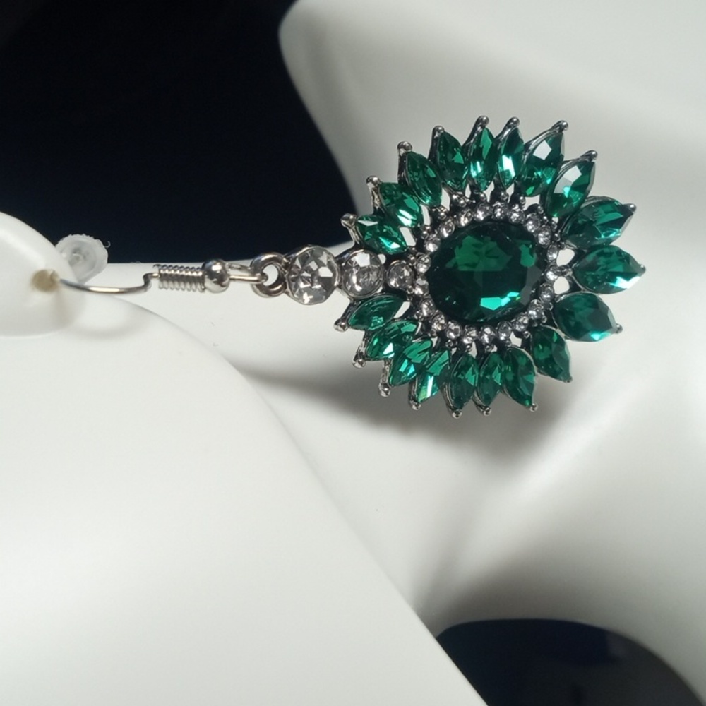 Elegant Green Crystal Drop Earrings